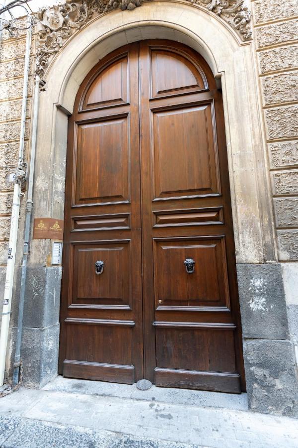 B&B Palazzo Perrotta Катанія Екстер'єр фото