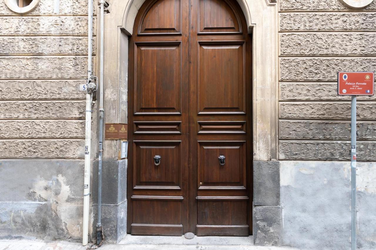 B&B Palazzo Perrotta Катанія Екстер'єр фото